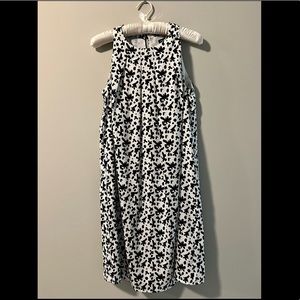 Size Small dress from Mango. Black & white floral pattern. Flowy fit. Worn once.